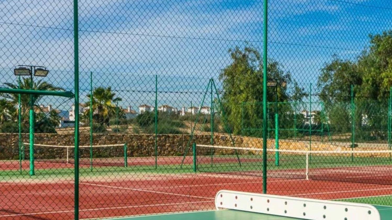 La Torre Golf Resort 罗尔丹 外观 照片